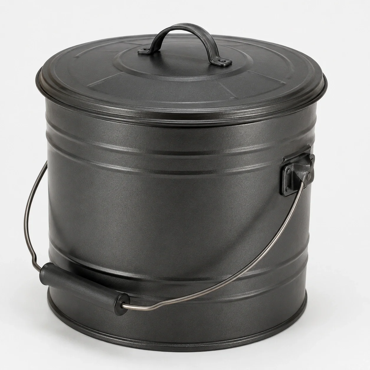 Metal ash container for safe storage